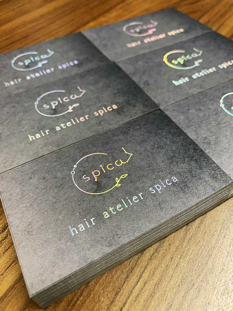 美容室のホログラム箔押し名刺デザイン